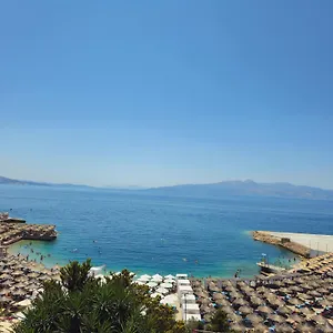 Ardit Seaside Apartment Sarande